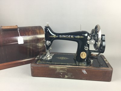 Lot 513 - A SINGER PORTABLE SEWING MACHINE