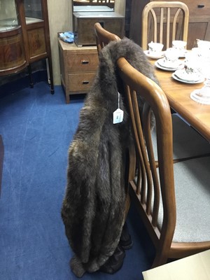 Lot 546 - A LADY'S FULL LENGTH FUR COAT