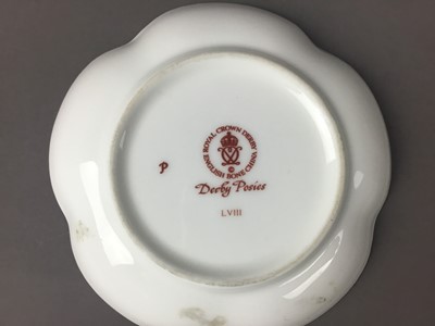 Lot 556 - A DERBY CIRCULAR PLATE AND TWO ROYAL CROWN DERBY PIN DISHES