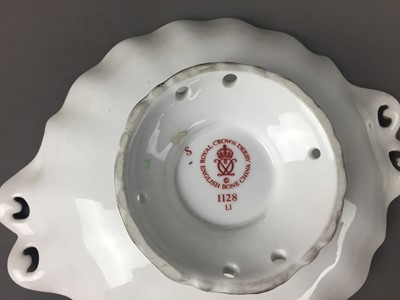 Lot 556 - A DERBY CIRCULAR PLATE AND TWO ROYAL CROWN DERBY PIN DISHES