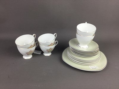 Lot 577 - A SUSIE COOPER TEA SERVICE