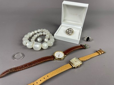 Lot 3 - A LOT OF COSTUME JEWELLERY AND WATCHES