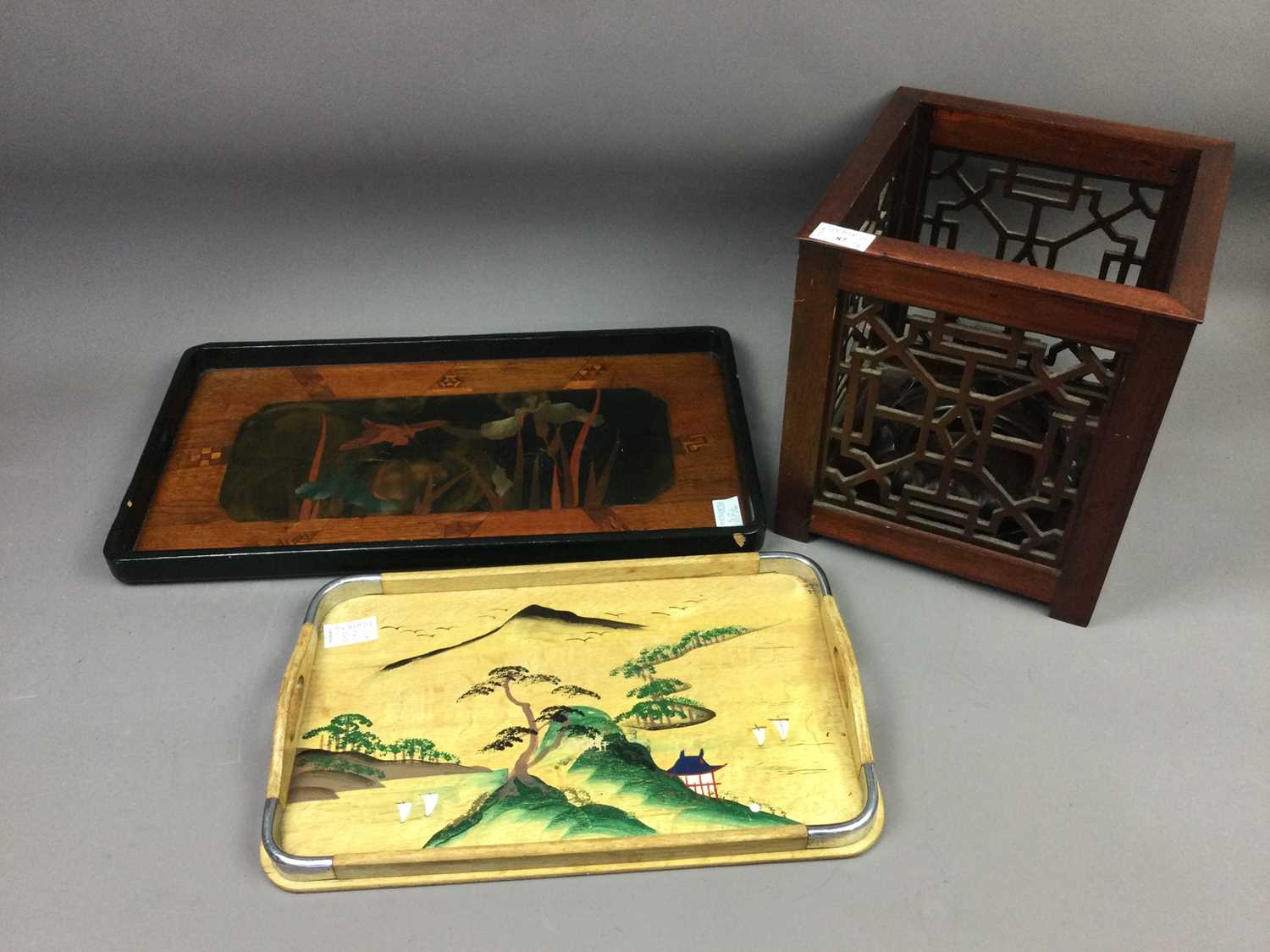 Lot 87 - A LOT OF TWO CHINESE TRAYS ALONG WITH A JARDINIERE AND A STAND