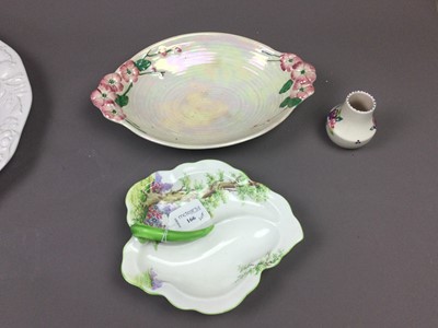 Lot 166 - A ROYAL WINTON CHINTZ COMPORT AND OTHER CERAMICS
