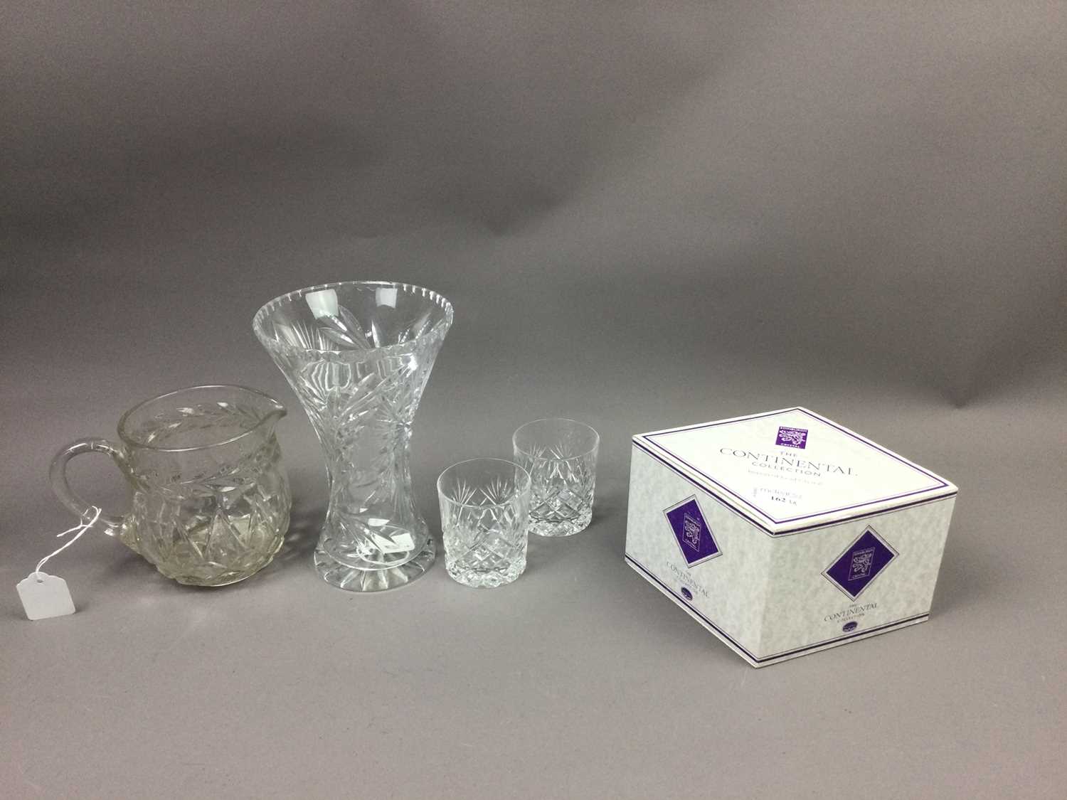 Lot 162 - A LOT OF SIX EDINBURGH CRYSTAL WHISKY GLASSES ALONG WITH OTHER CRYSTAL