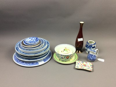 Lot 723 - A COLLECTION OF BLUE AND WHITE CERAMICS