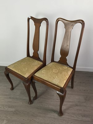Lot 133 - A SET OF FOUR MAHOGANY DINING CHAIRS