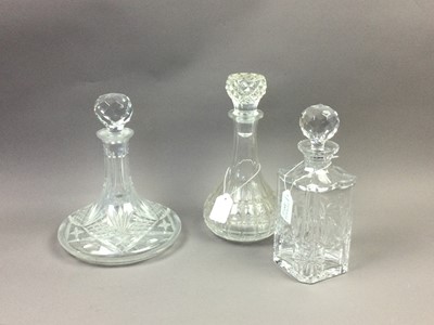 Lot 237 - A CUT GLASS SHIPS DECANTER AND OTHER CRYSTAL AND GLASS ITEMS