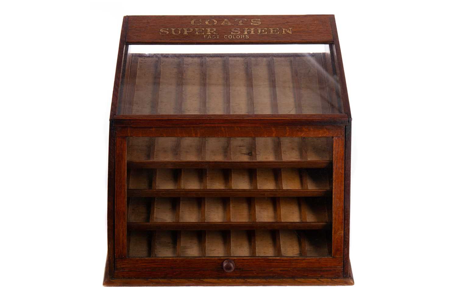 Lot 1374 - AN EARLY 20TH CENTURY TABLE TOP ADVERTISING DISPLAY CABINET