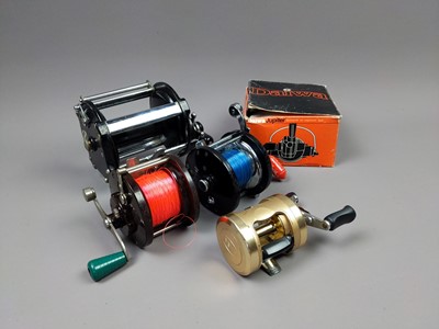 Lot 282 - A COLLECTION OF FISHING REELS