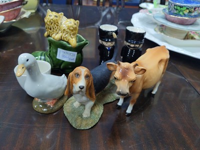 Lot 361 - A ROYAL COPENHAGEN MODEL OF A DOG AND OTHER CERAMICS