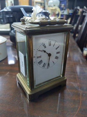 Lot 395 - AN EARLY 20TH CENTURY CARRIAGE CLOCK