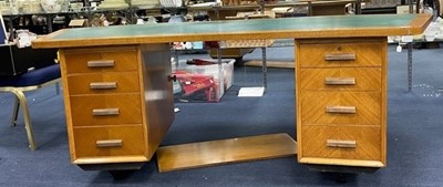 Lot 379 - A RETRO OAK KNEEHOLE DESK