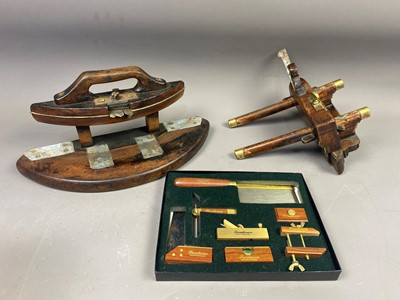 Lot 719 - A LOT OF VINTAGE WOOD PLANES INCLUDING A SANDERSON JOINERS SET