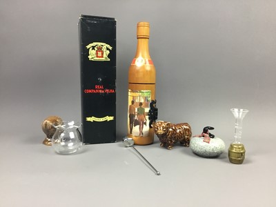 Lot 493 - A GLASGOW EMPIRE EXHIBITION 1938 MINIATURE BRASS KEG