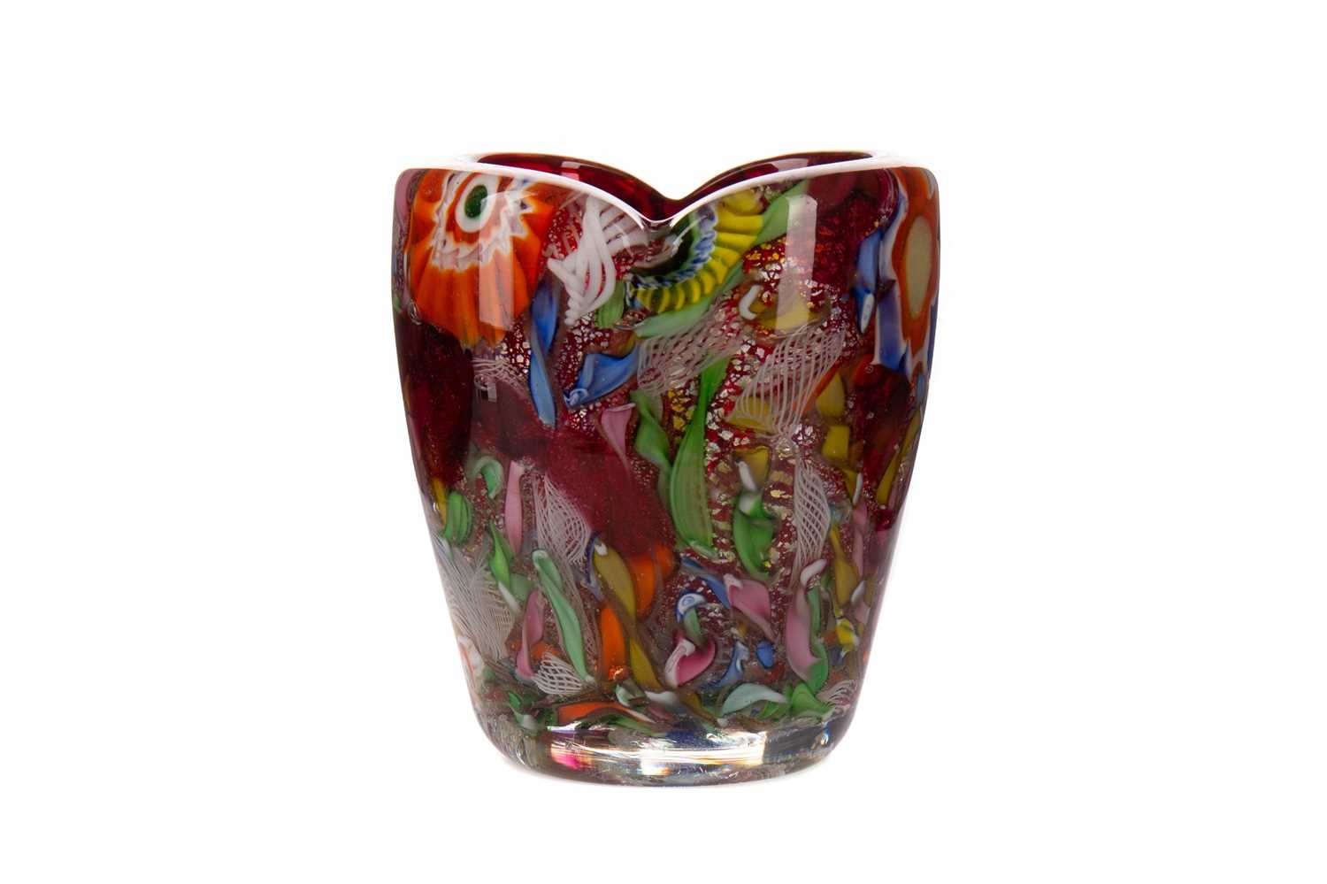 Lot 727 - A RUBY FLASHED MURANO GLASS VASE