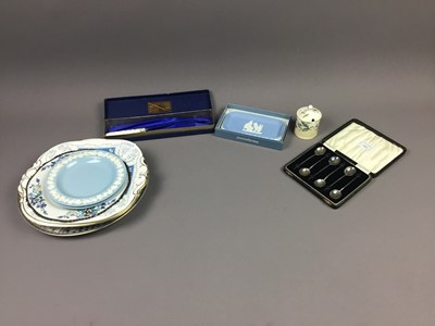 Lot 609 - A SET OF SIX SILVER COFFEE SPOONS AND VARIOUS CHINA