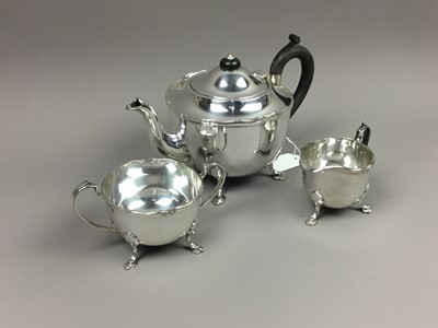 Lot 127 - A SILVER PLATED TEA KETTLE ON STAND AND OTHER PLATED ITEMS