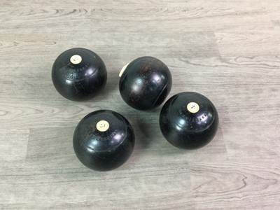 Lot 126 - A LOT OF TWO PAIRS OF LIGNUM LAWN BOWLS