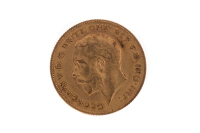 Lot 19 - A GEORGE V GOLD HALF SOVEREIGN DATED 1911