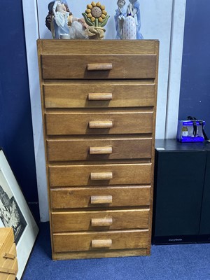 Lot 629 - AN OAK PEDESTAL CHEST OF EIGHT DRAWERS