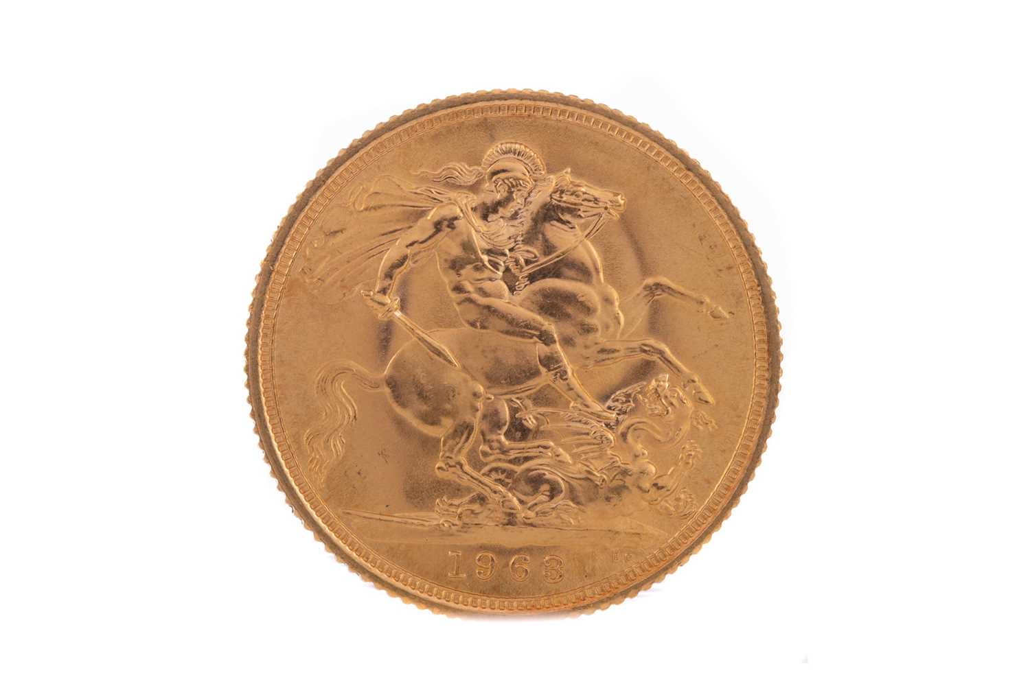 Lot 13 - AN ELIZABETH II GOLD SOVEREIGN DATED 1968