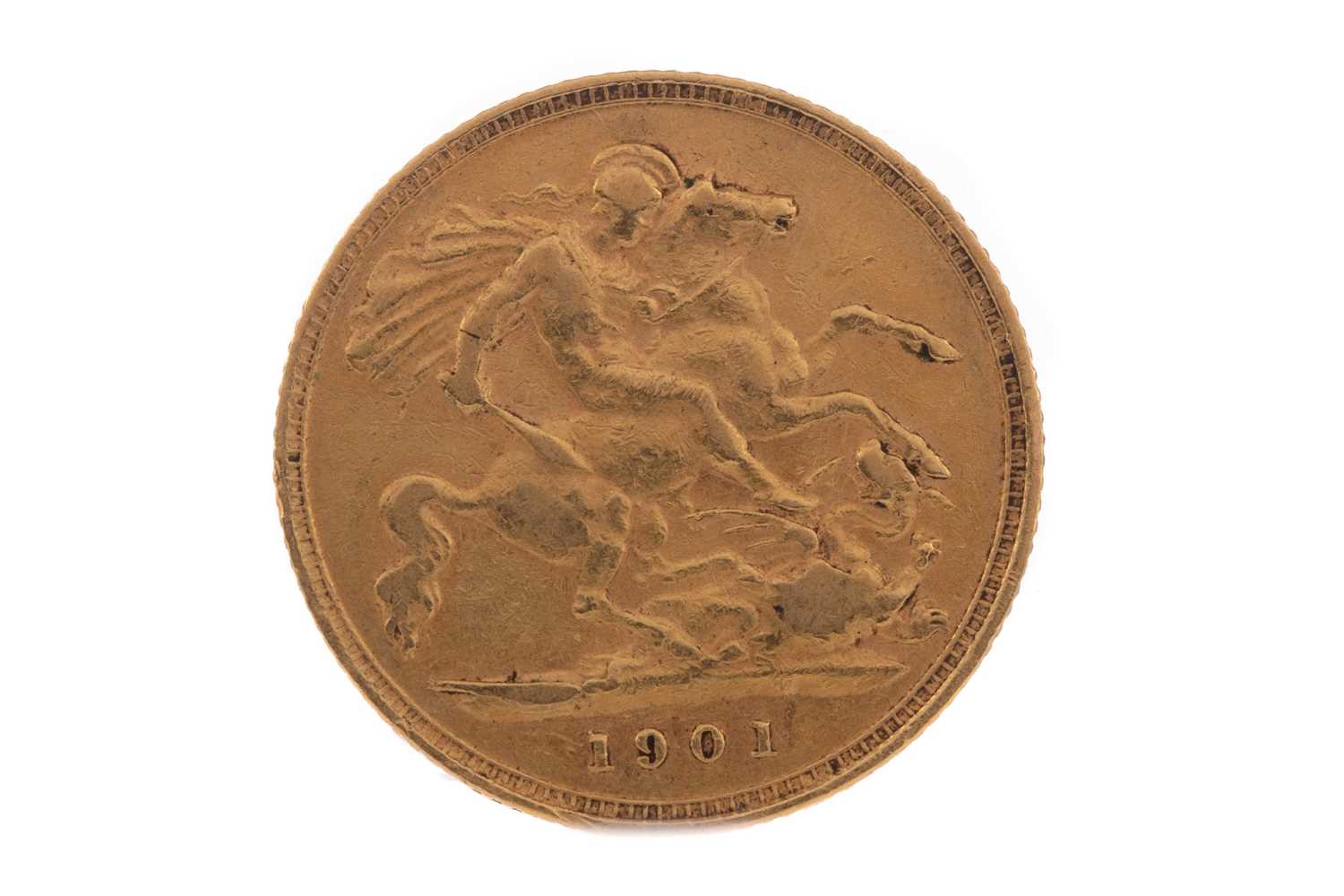 Lot 17 - A VICTORIA GOLD HALF SOVEREIGN DATED 1901