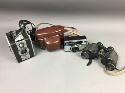 Lot 185 - A PAIR OF WATSON BARR 1943 BINOCULARS, OTHER BINOCULARS AND CAMERAS