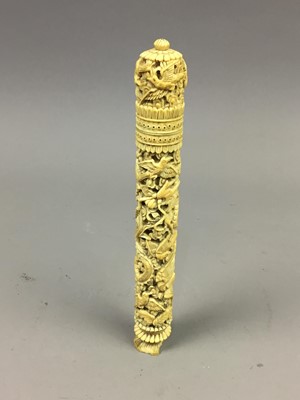 Lot 9 - A LATE 19TH CENTURY CHINESE CANTON IVORY NEEDLE CASE