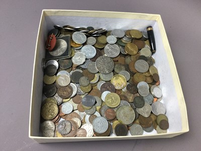 Lot 81 - A LOT OF VARIOUS COINS INCLUDING COMMEMORATIVE CROWNS