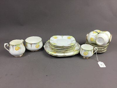 Lot 286 - A PHOENIX PART TEA SERVICE