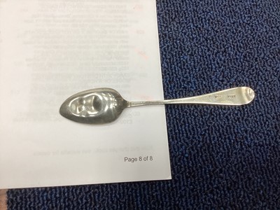 Lot 454 - THREE SCOTTISH PROVINCIAL SILVER TEASPOONS