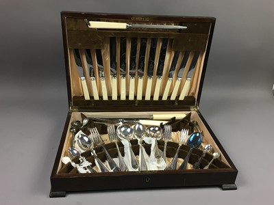 Lot 299 - A MAHOGANY CANTEEN OF CUTLERY