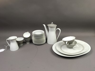 Lot 478 - A ROSENTHAL PART TEA AND DINNER SERVICE