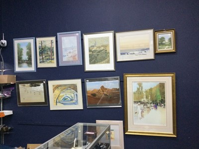 Lot 427 - A LOT OF FRAMED PICTURES AND PRINTS