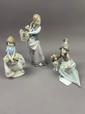 Lot 540 - A LLADRO FIGURE OF A GIRL AND TWO OTHER LLADRO FIGURES