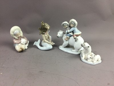 Lot 546 - A LLADRO FIGURE GROUP AND OTHER LLADRO FIGURES