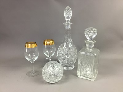 Lot 522 - A LOT OF CRYSTAL AND GLASS WARE