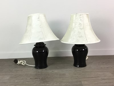 Lot 527 - A PAIR OF TABLE LAMPS AND THREE OTHER TABLE LAMPS