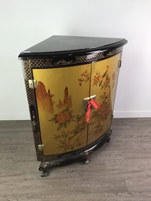 Lot 1612 - A CHINESE BOW FRONT CORNER CABINET