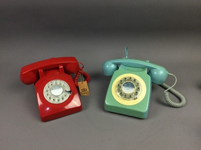 Lot 577 - A COLLECTION OF VINTAGE TELEPHONES