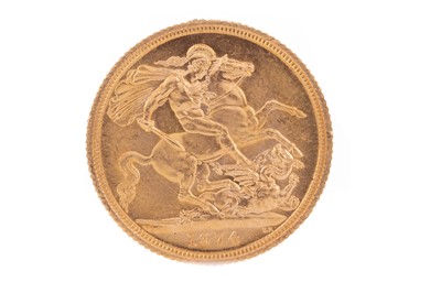Lot 38 - AN ELIZABETH II GOLD SOVEREIGN DATED 1974