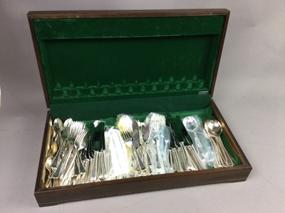 Lot 627 - A SUITE OF BUTLER PLATE TABLE APPOINTMENTS