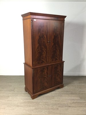 Lot 667 - A REPRODUCTION MAHOGANY COCKTAIL CABINET