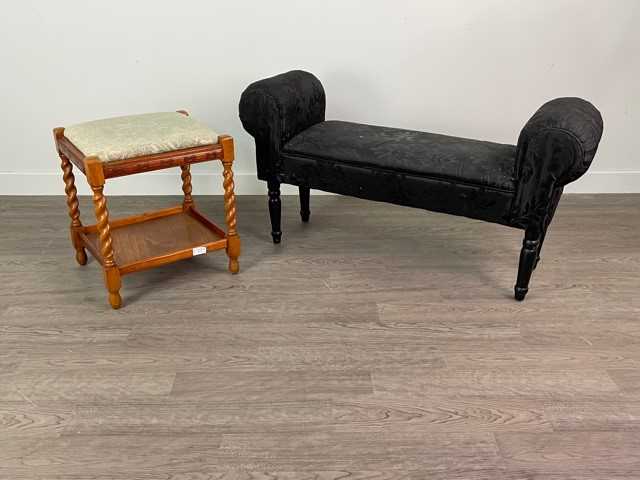 Lot 737 - A MODERN UPHOLSTERED BOUDOIR BENCH AND A STOOL