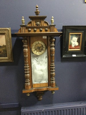 Lot 680 - A LATE 19TH/EARLY 20TH CENTURY VIENNA WALL CLOCK