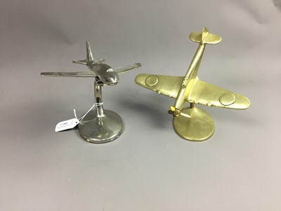 Lot 687 - A LOT OF TWO CAST METAL AEROPLANE DESK ORNAMENTS