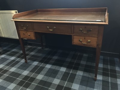 Lot 710 - A MAHOGANY DRESSING CHEST