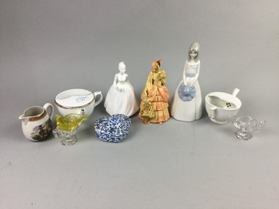 Lot 71 - A LOT OF ROYAL DOULTON AND OTHER CERAMICS