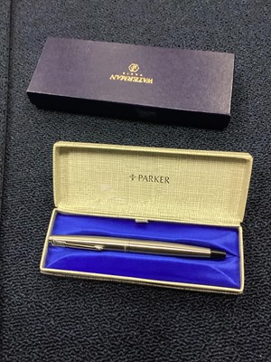 Lot 1008 - A WATERMAN OF PARIS FOUNTAIN AND BALLPOINT PEN SET